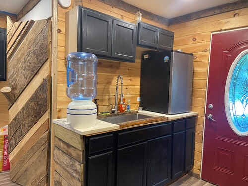 The Black Shandy Glamping Cabin