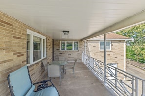 Outdoor dining - Trinity Walk 4 (Steubenville)