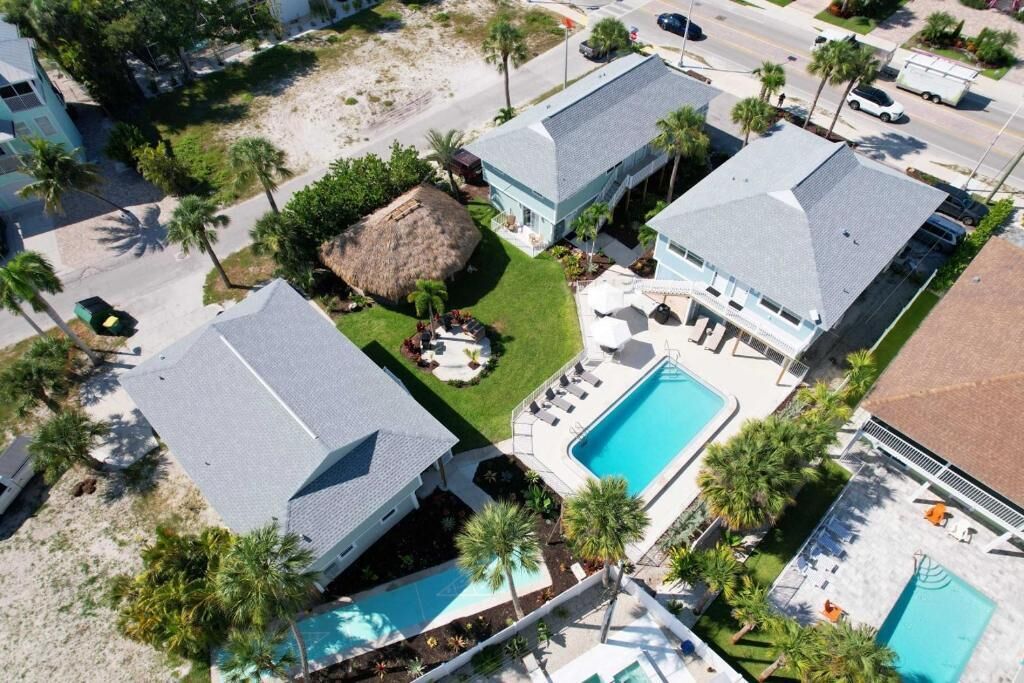Luxury Condo, Balcony, Beach View | Exterior