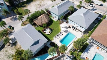 Luxury Condo, Balcony, Beach View | Exterior