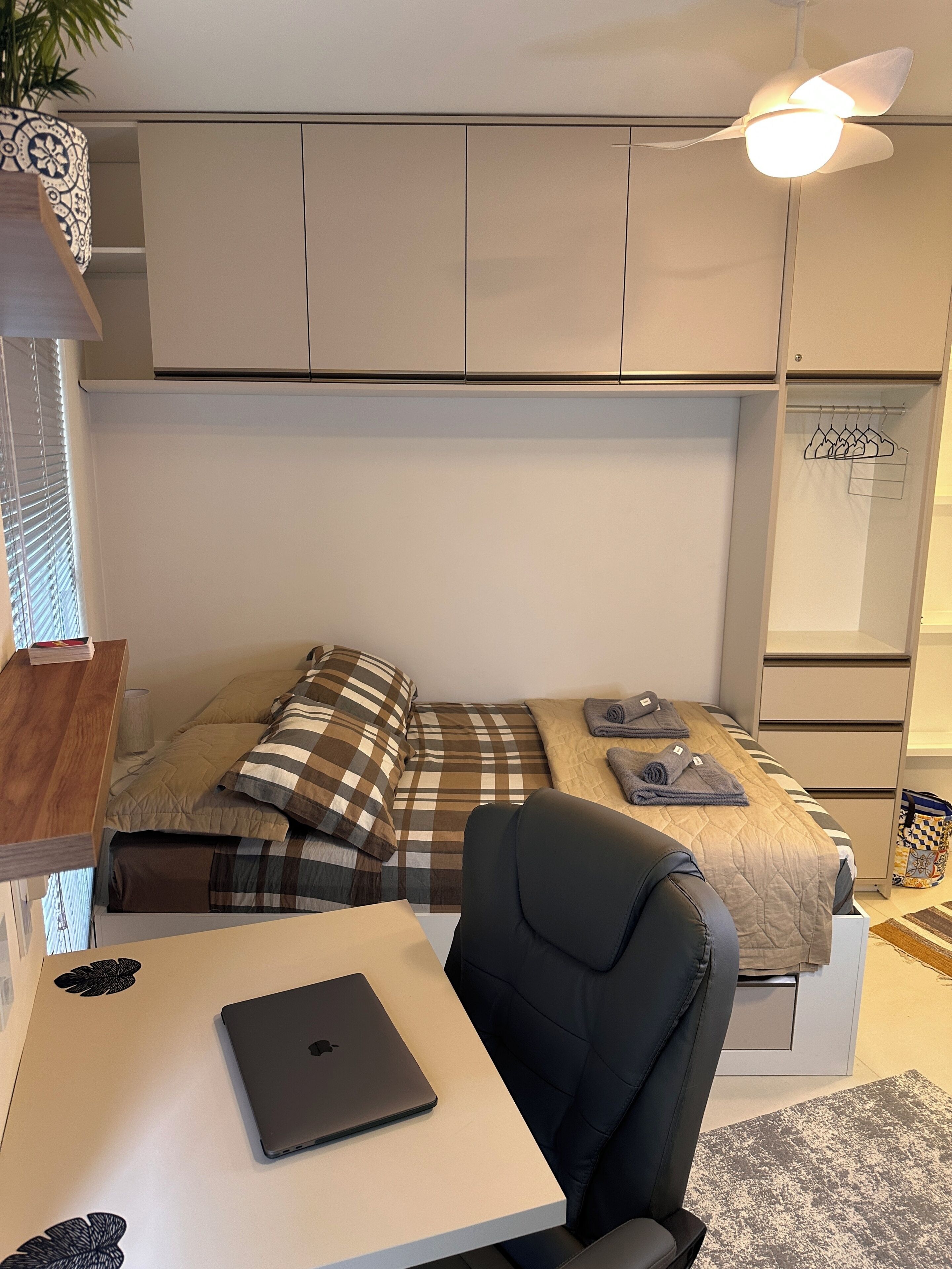 1 bedroom, WiFi, bed sheets