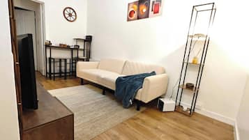 Apartment, 1 Bedroom | Living area