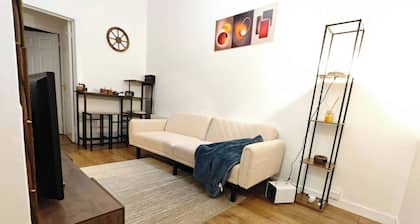 Pinewood Cozy Apartment in Dundee