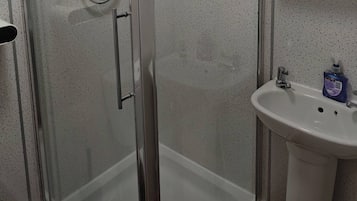 Apartment, 1 Bedroom | Bathroom