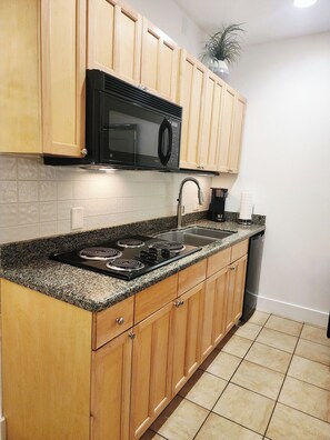 Private kitchen - 1-bedroom Ski retreat Pool hottub by Historic Main RailTrail on Ski In/Out shutl (Park City)
