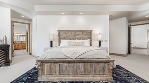 Interior - The Estate Villa at Dresser Winery by Avantstay Pool + Sauna Paso Robles (Paso Robles)