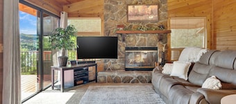 Naci Lakeview Retreat by Avantstay Game Room + Bar + Lake Views Gated Marina, Ramps + Pool