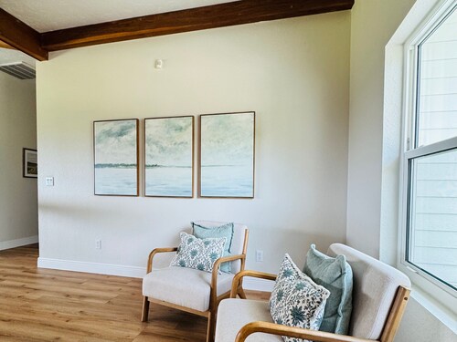 Experience Autumn Hill - A 7 Bedroom Farmhouse on Two Lakes in Clermont, FL