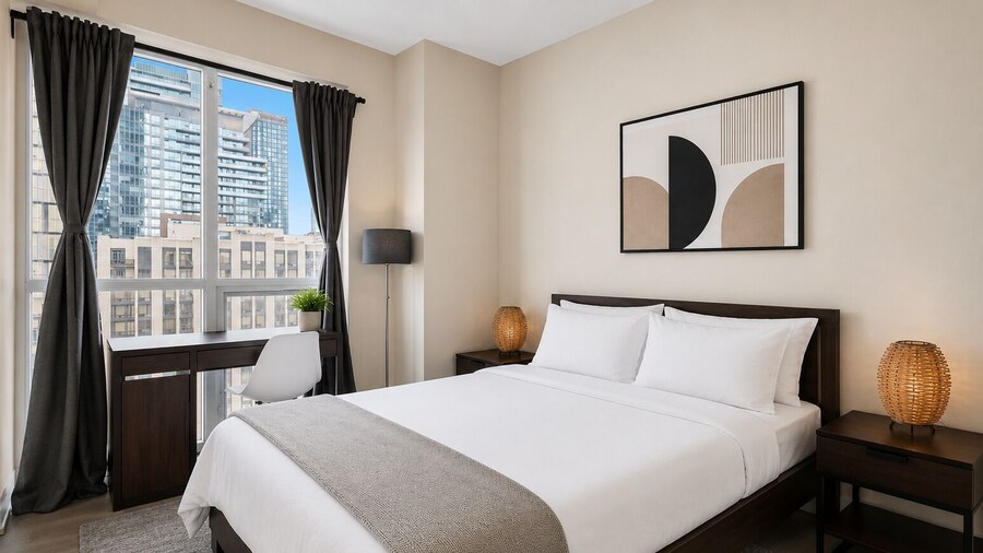The Colin Suites - Downtown Toronto