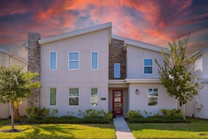 Welcome to your private vacation retreat in Storey Lake Resort! Enjoy the comfort and privacy of your own beautifully appointed home, perfect for families and groups seeking a relaxing Orlando getaway.