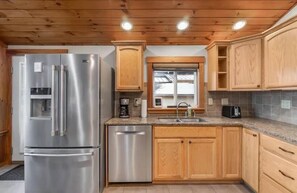 1020ee52c8ce41bef9f6c7ca8a16fcfbl m1486170333rd w960 h720 - Breakaway Lake House (Northwood)