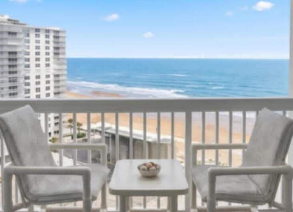 Luxury Apartment, Balcony, Ocean View | Property grounds