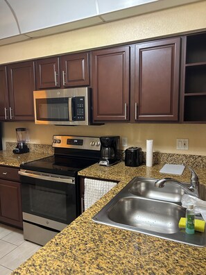Private kitchen - 3-bedroom Villa ay Westgate Resort Orlando (Orlando)