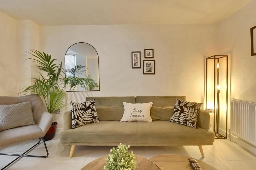 Appartement, 2 chambres, vue plage | Coin séjour