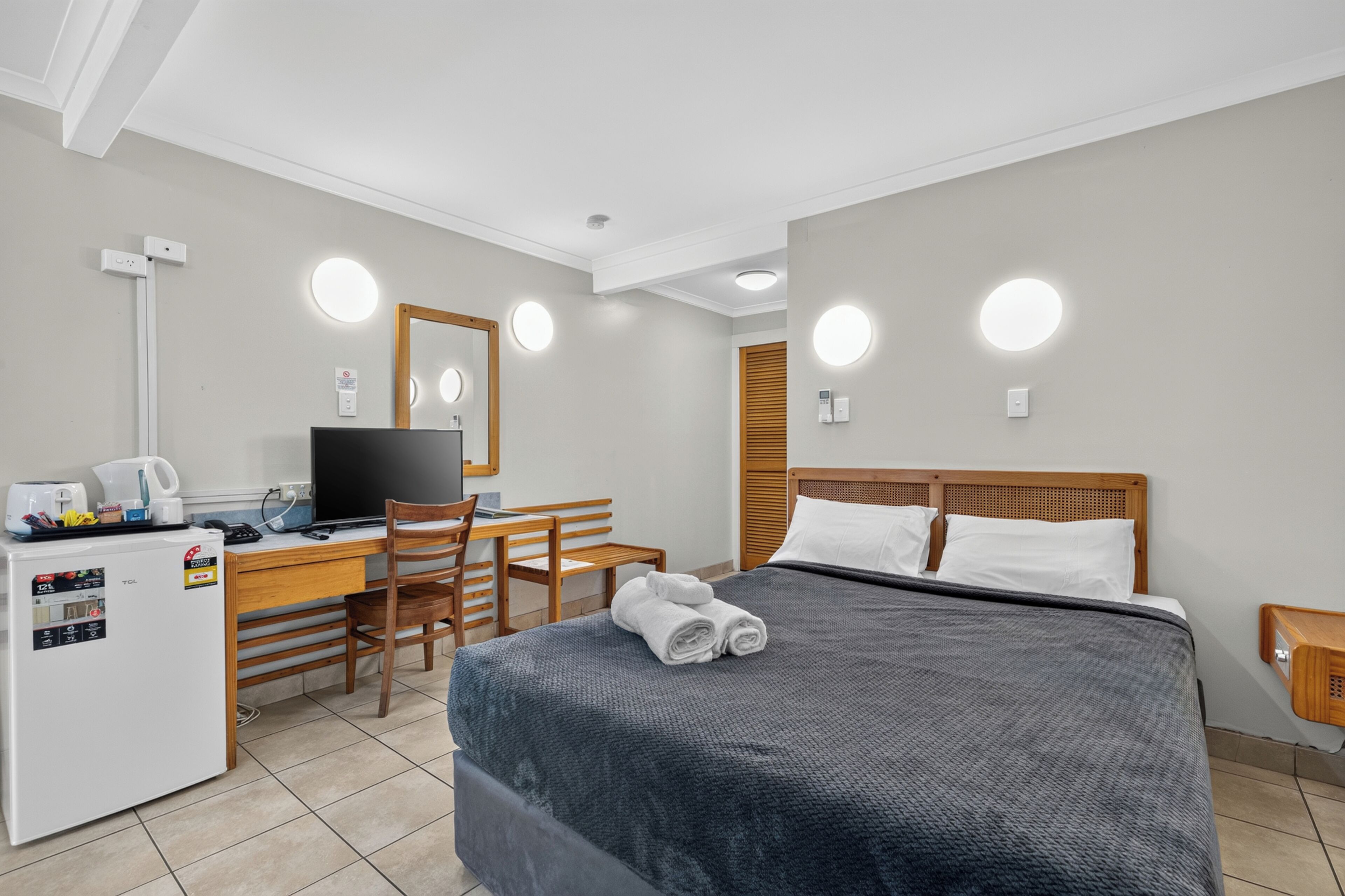 Chambre Triple Standard | Bureau, Wi-Fi gratuit