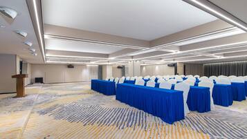 Meeting facility