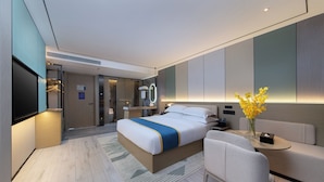 Single Room, 1 Queen Bed