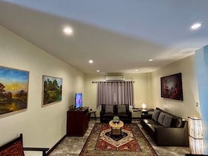 Family Room | Living area