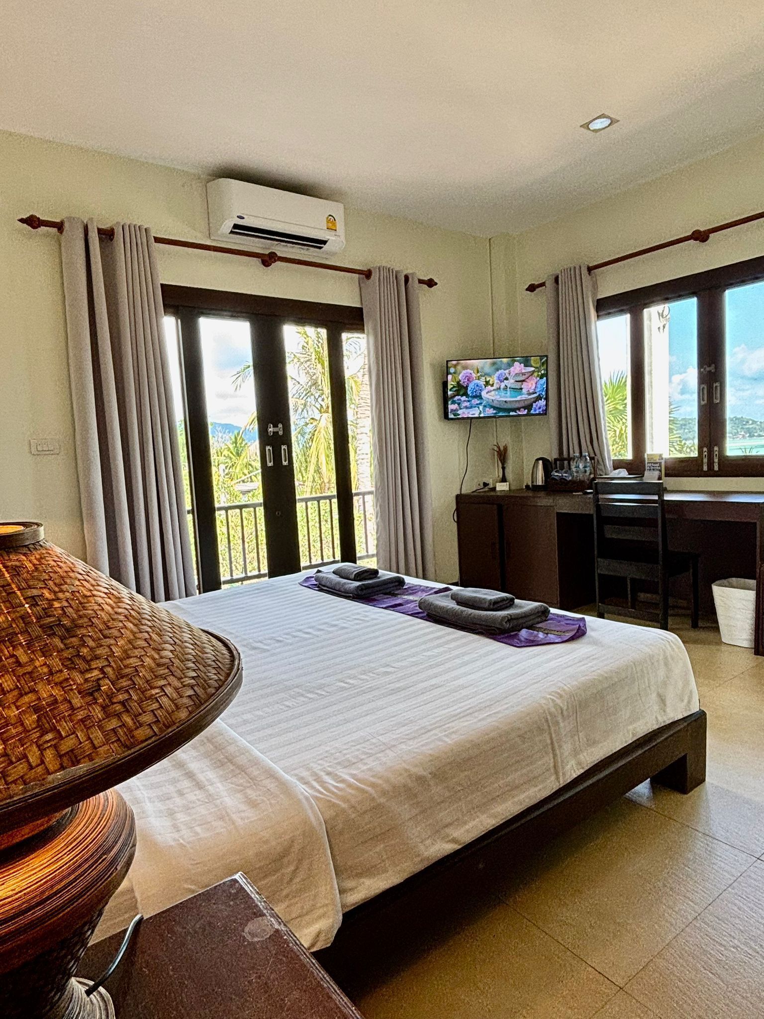 Quarto luxo, vista para o mar | Wi-Fi de cortesia, roupa de cama