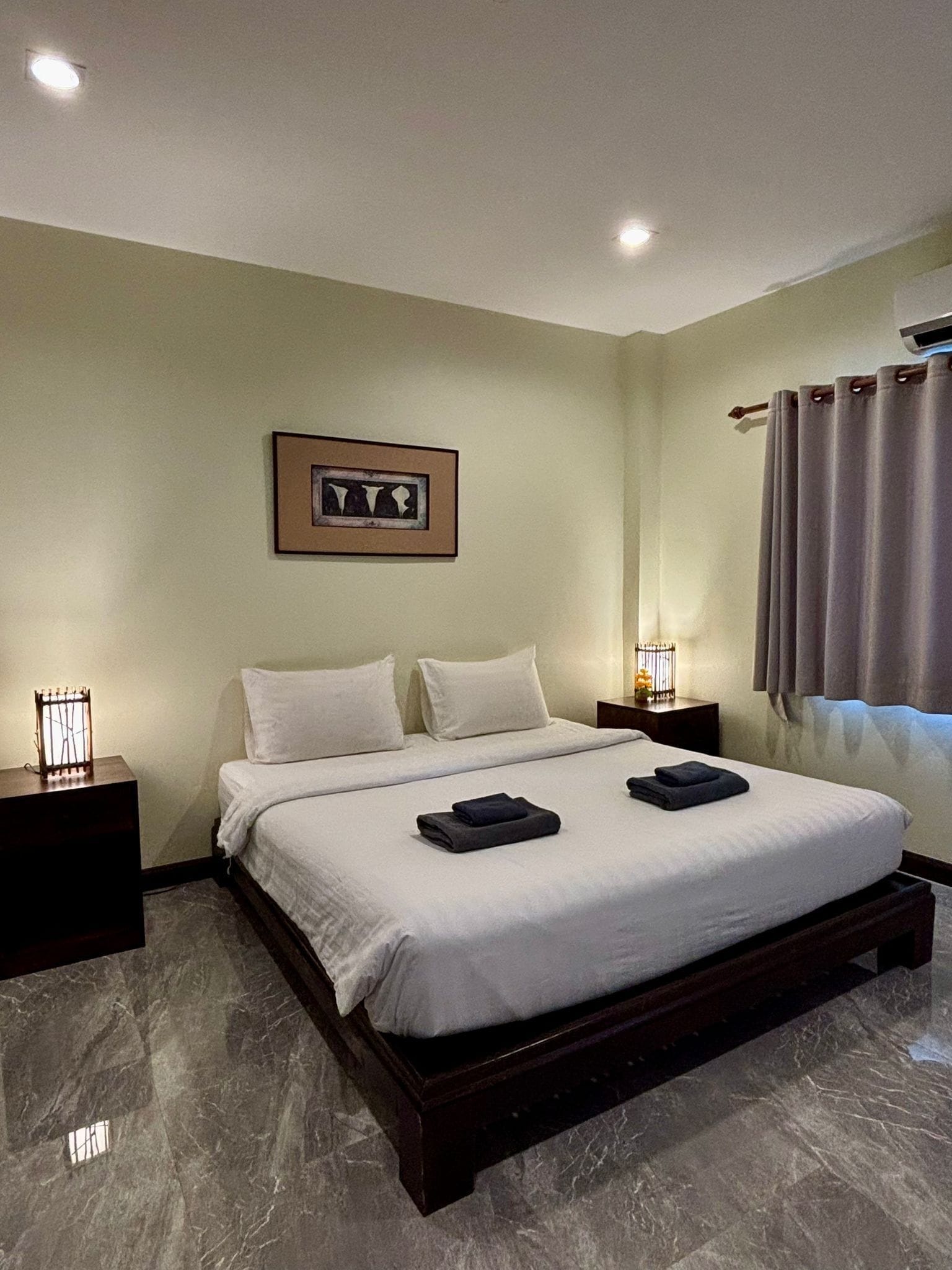 Wifi gratis y ropa de cama 