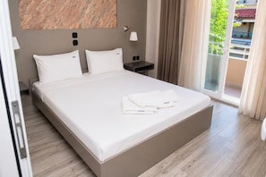 Room - Dionysos Hotel (Kassandra)