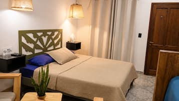 WiFi (free), bed sheets