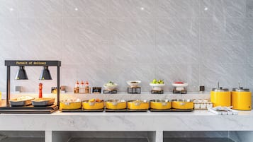 Free daily buffet breakfast