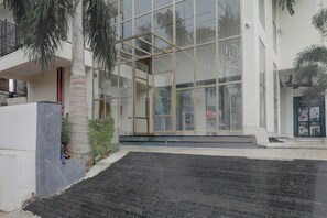 Exterior detail - Collection O B.R. AmbedkarParkTaramandal (Gorakhpur)
