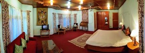 Room - Aman Palace (Srinagar)