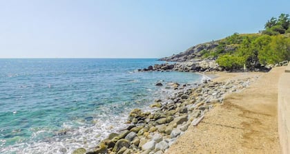 Lovely home in Nicotera Marina with WiFi