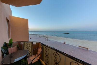Alahlam Chalets For Holiday Homes