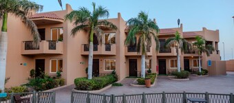 Alahlam Chalets For Holiday Homes