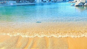 ชายหาด