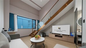 Gác Deluxe | Khu phòng khách