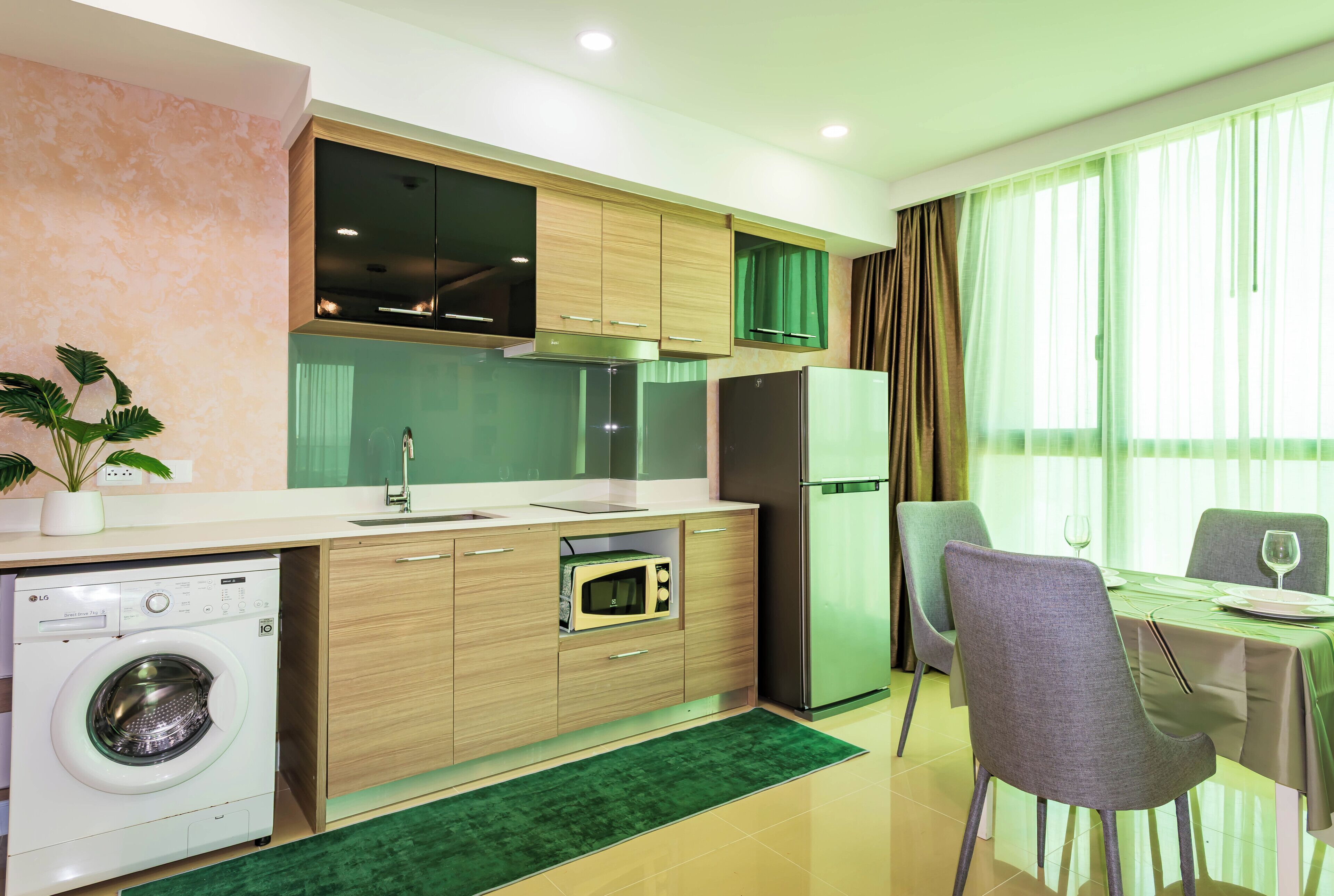 Comfort Condo, Balcony, Sea View | Private kitchen