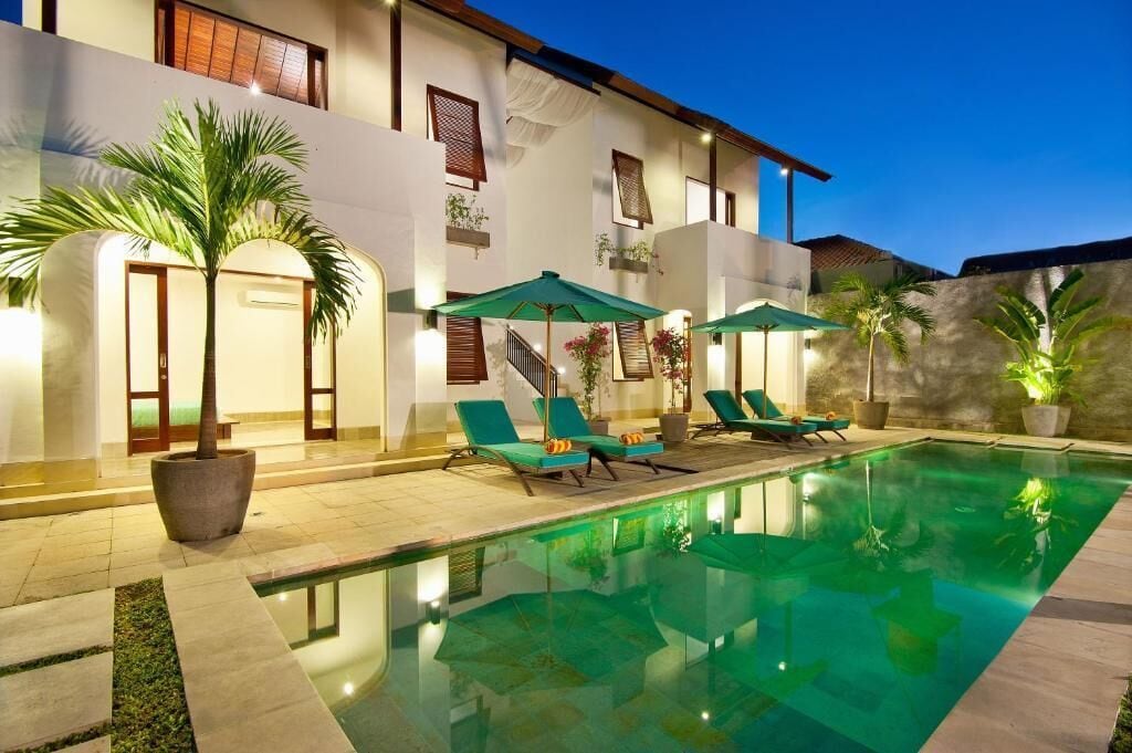 Villa, 4 slaapkamers | Zwembad | Een buitenzwembad