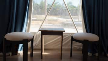 Kamar Triple Basic | Interior
