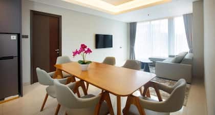 Louis Kienne Reserve Cikarang