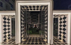 Unclassified image, 3 of 32, button - The Stallionz Signature Suites by IWH (Ipoh)