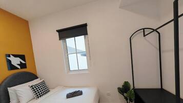 Appartement Affaires, balcon, vue jardin