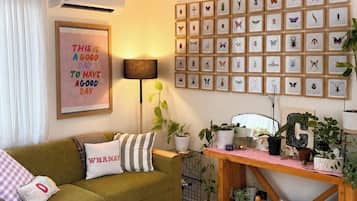 Smart TV, books