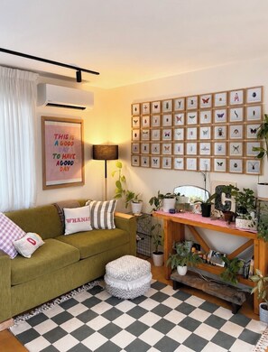 Living area - Mountain View, Cosy Retreat in Hanley’s Farm (Queenstown)