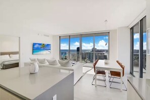 Interior - Hollywood Beach Luxury Apartment: Ocean & City View (Hollywood)