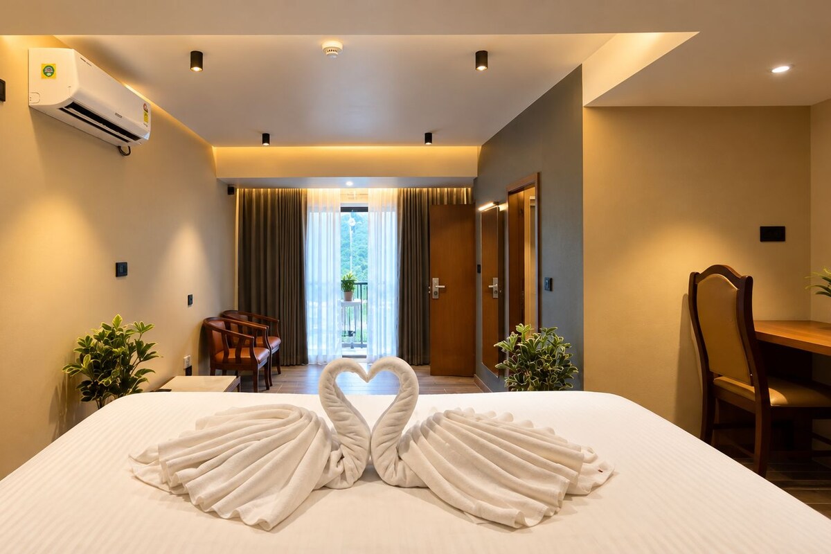 Basic Double Room, Non Smoking, Poolside | Memory-foam beds, minibar, in-room safe, desk