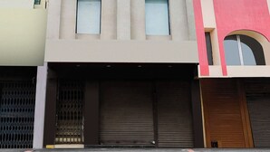 Ảnh chưa phân loại, 2 trong số 30 ảnh, nút