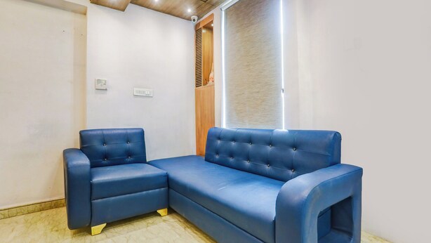 Ảnh chưa phân loại, 1 trong số 30 ảnh, nút