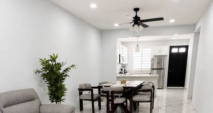 2-bedroom house in welcoming Tequila with AC for relaxing stays