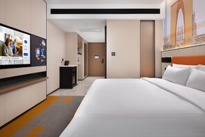 Superior Single Room | Desk, laptop workspace, blackout curtains, soundproofing - Hampton by Hilton Suzhou Guanqian Street (Suzhou)