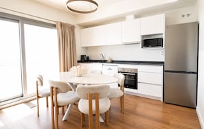 Private kitchen - Modern Apartment in Habitat Estepona (Estepona)
