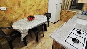 Classic Shared Dormitory, City View | Private kitchen